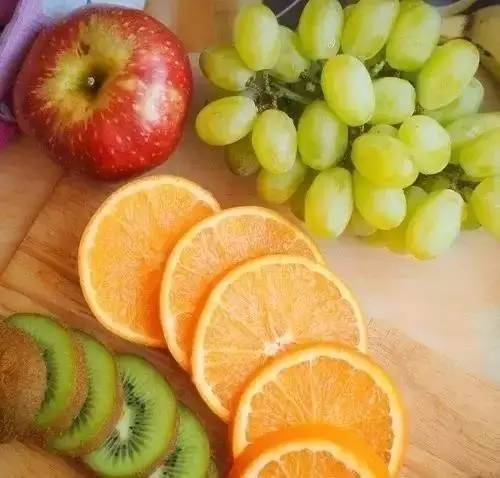 水果保鲜我教您一招，放上一个月都不腐烂，新鲜如初